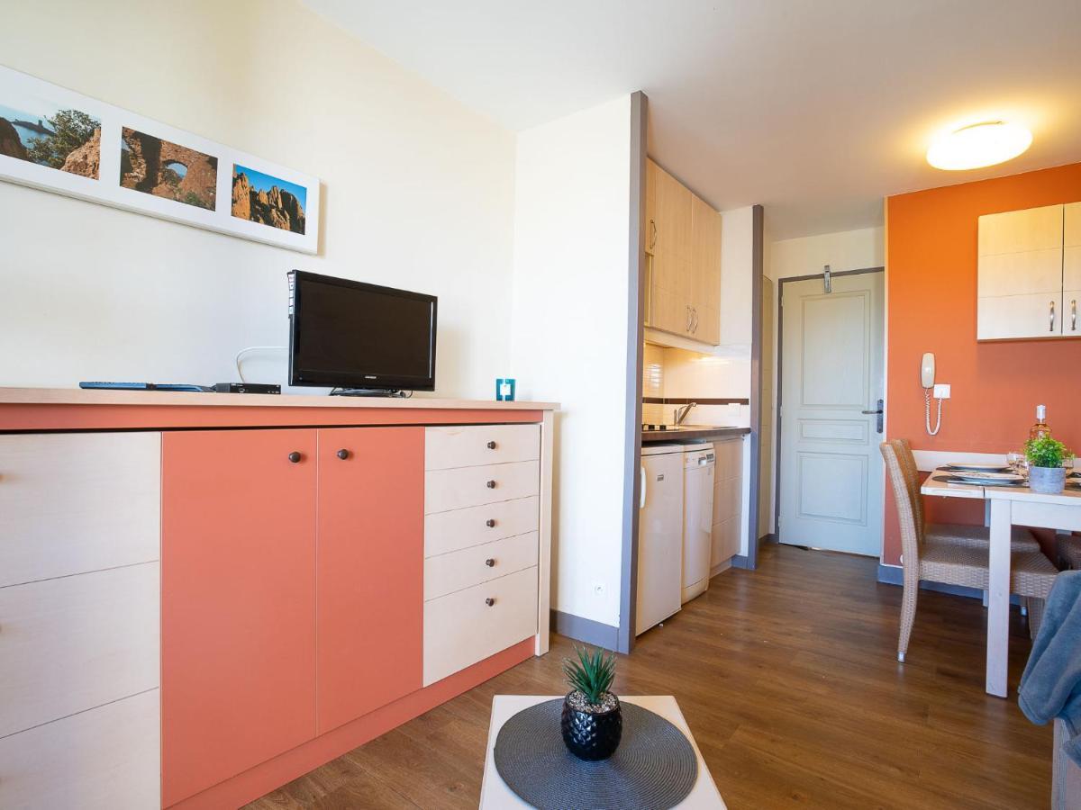 Apartment Village Cap Esterel - L'Esquinade-32 By Interhome แซ็งต์-ราฟาเอล ภายนอก รูปภาพ